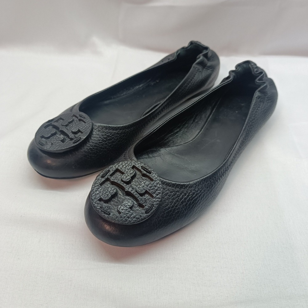 Tory Burch Minnie Travel Ballet Flats Black Pebbled Leather Logo Medallion 8M